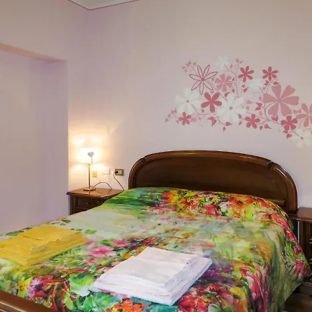Locazione Turistica La Palma Tra Le Montagne - Dod120 Apartamento